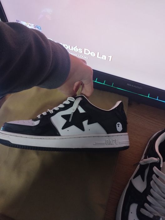 Vând bapesta white and black