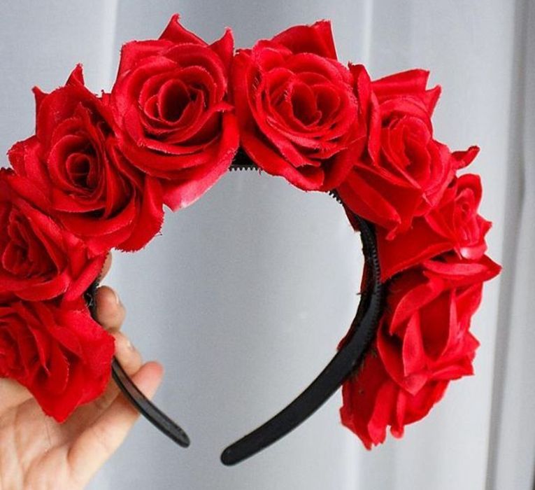 Ободок с цветами