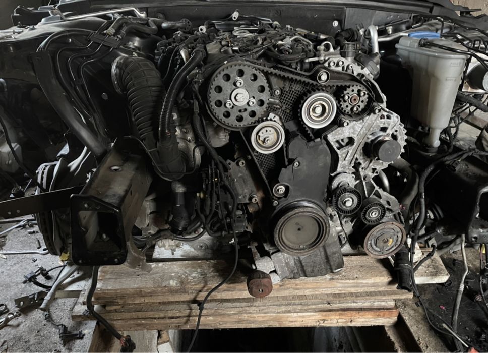 Двигател 2.0 diesel A4 B8, Варти Audi А4,парктроник, Audi A4 B8, 2014г