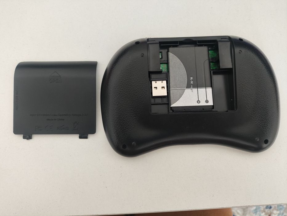 Клавиатура блютуз