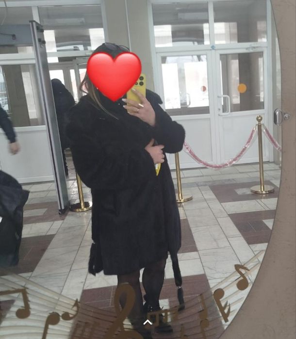 Цельная норковая шуба