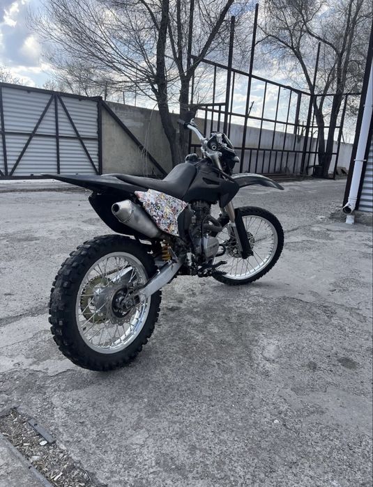 Обменяю эндуро 250 кубов