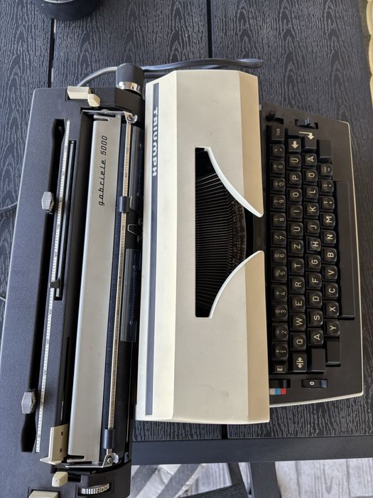 Masina de scris Triumph Gabriele 5000