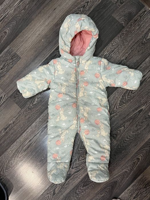 Продам 4 комбинезона