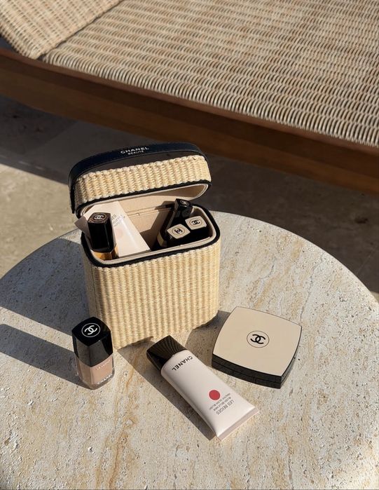 Chanel Les Beiges клатч сумка vip gift ОРИГИНАЛ