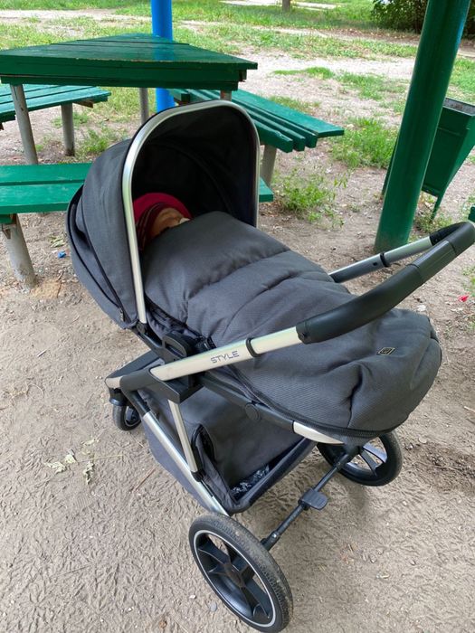 Коляска детская Moon