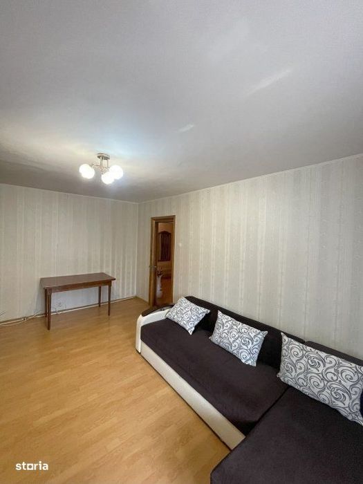 Apartament de vanzare, cu 3 camere decomandat, 68 mp, parter, zona Pas — fotografia 3