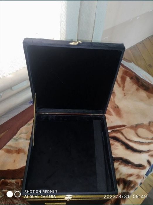 Quticha cotiladi holati yaxshi bir oy ishlatilgan.kelishamiz