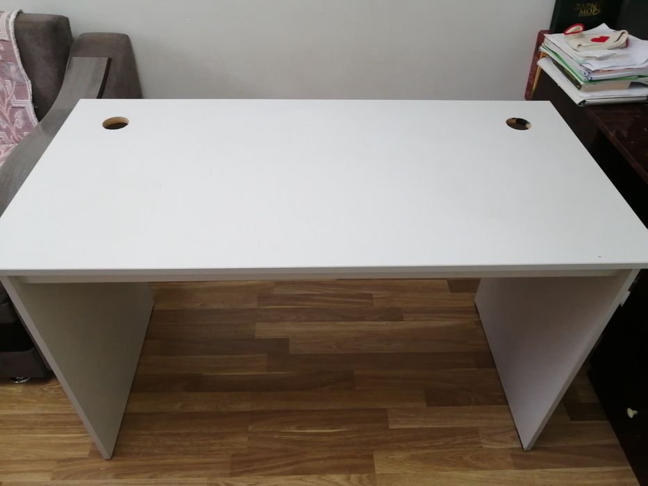 Срочно! Стол компьютерный