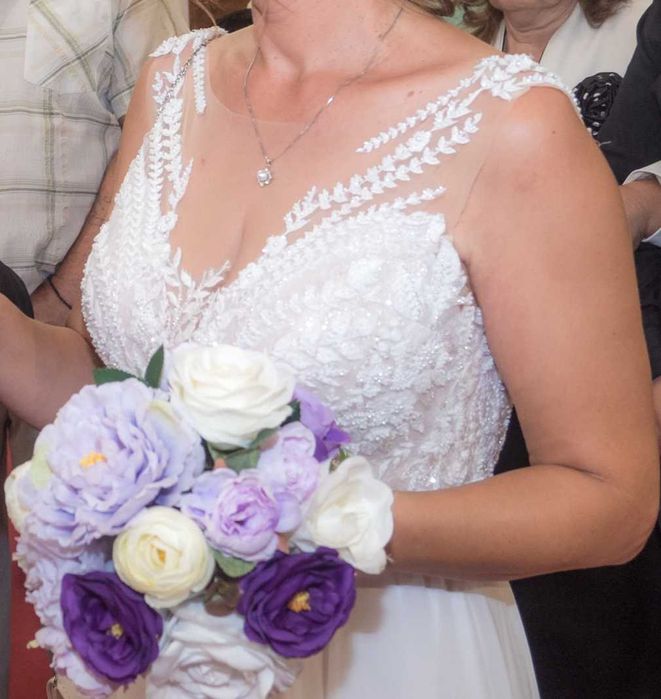 Булчинска рокля без обръч