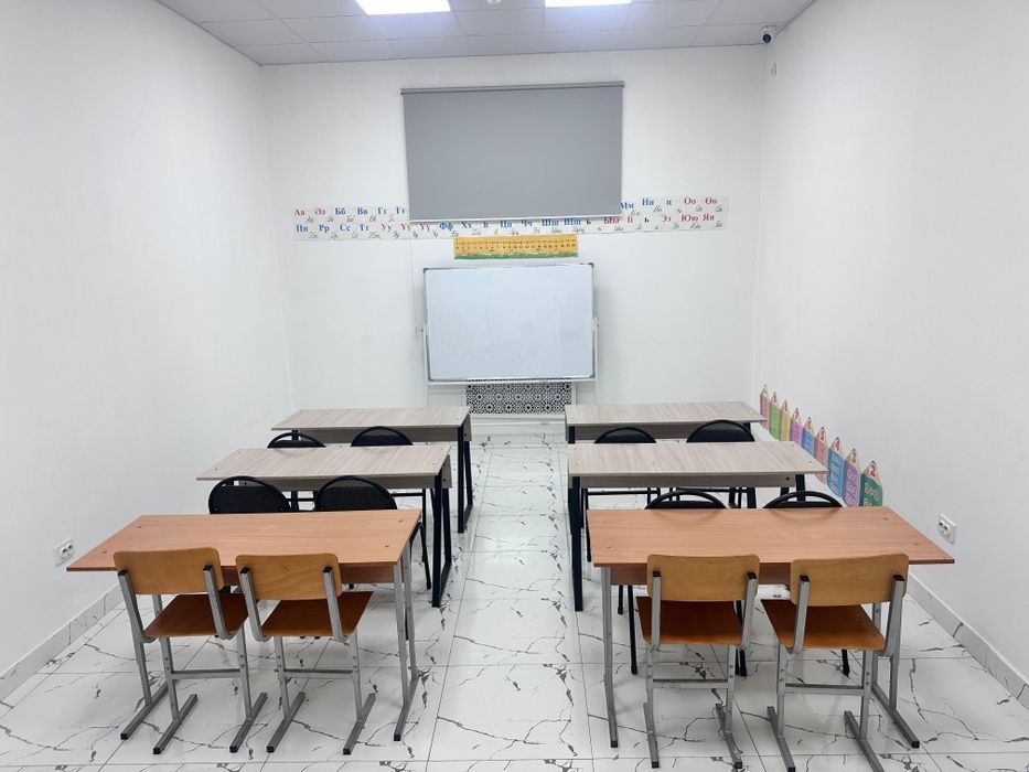 Парта стулья кулер тақта
