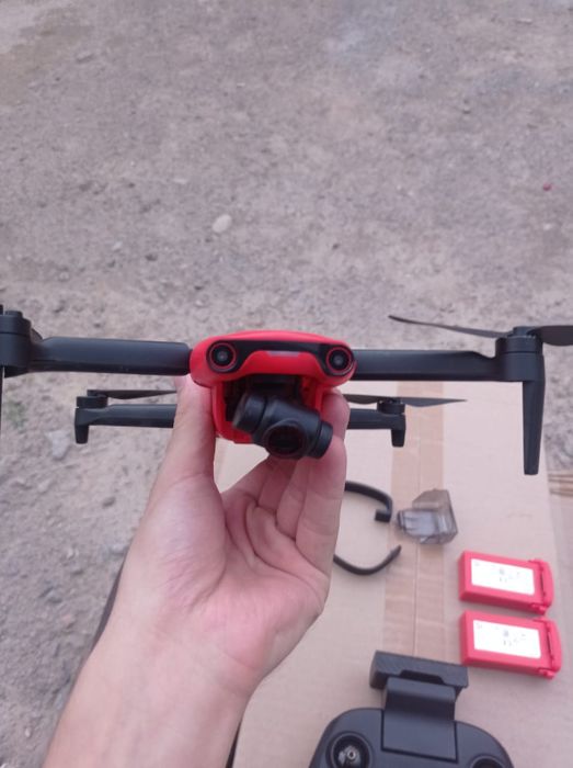 Квадракоптер дрон