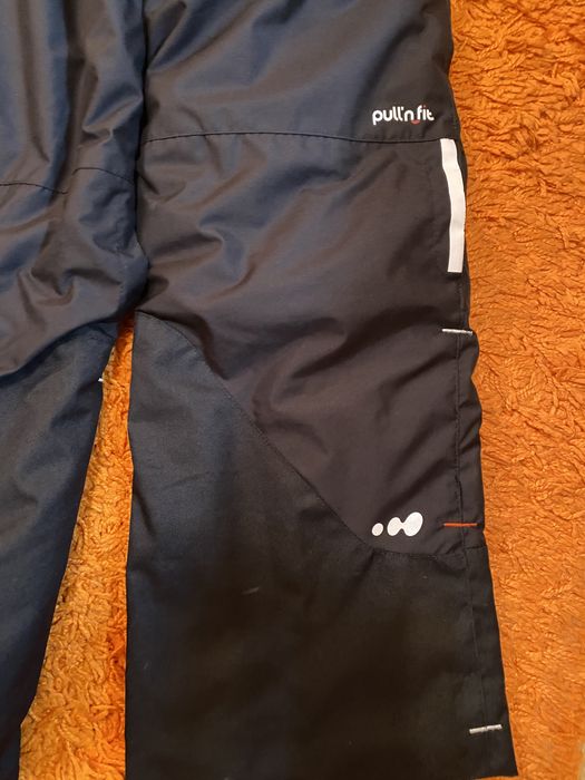 Pantalon ski aproape noi