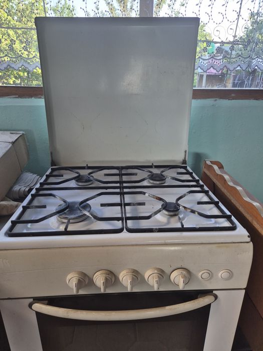 Продам 4х комф газплиту