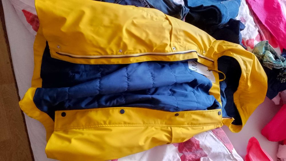 ZARA - Чисто ново яке- 30 лв