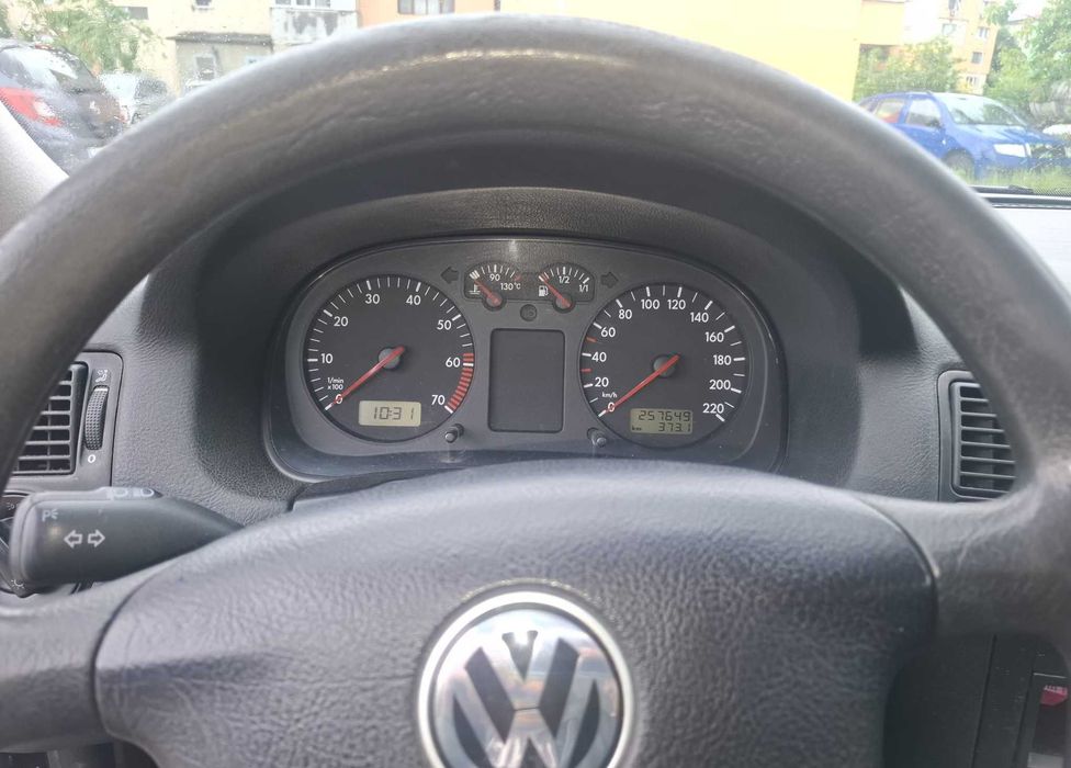 Volkswagen Golf 4 Variant 1.4 Benzină 2001