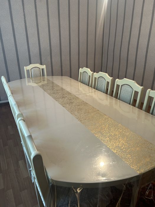 Стол,орындық сатылады!