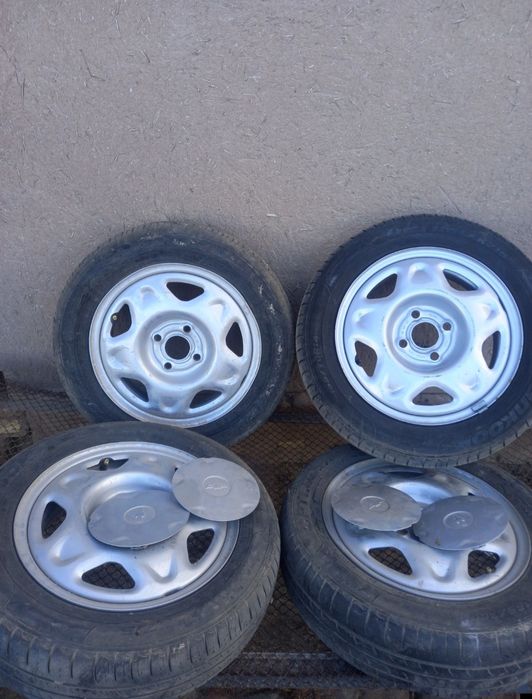 Spark diskani uzi sotiladi