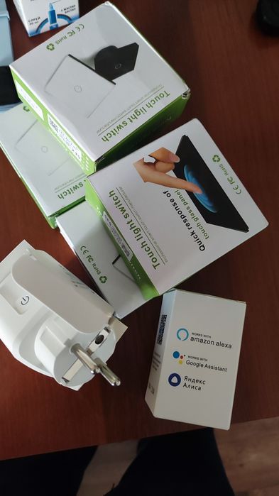 Умный сенсорный выключатель