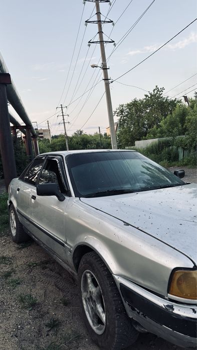 Продам Ауди 80 б4 СРОЧНО!!!