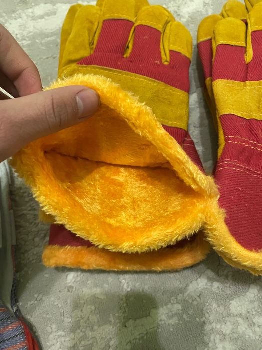 Перчатки  3 вида