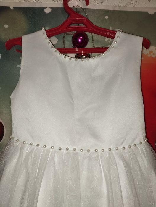 Продам нарядное платье