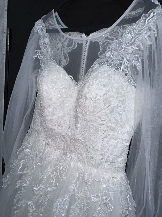 Продам свадебное платье срочно