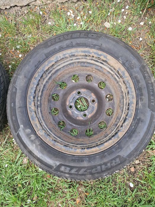 vanzare 5 anvelope 165/70R14 81T Rovelo de vara