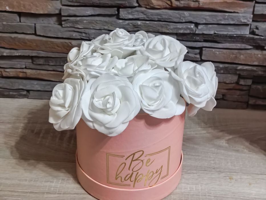 Букети от сатенени рози