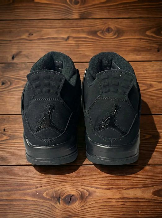 JORDAN 4 negri cu cutie