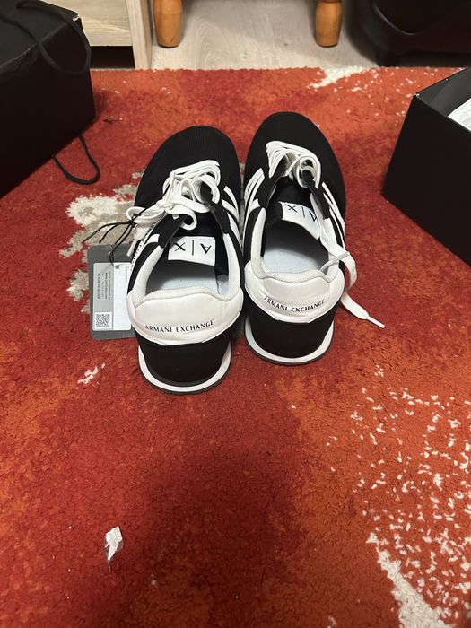 Adidasi armani exchange