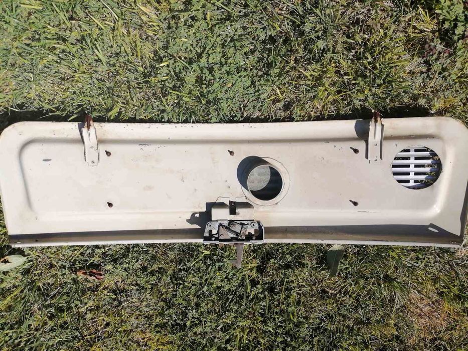 Маска за Трабант