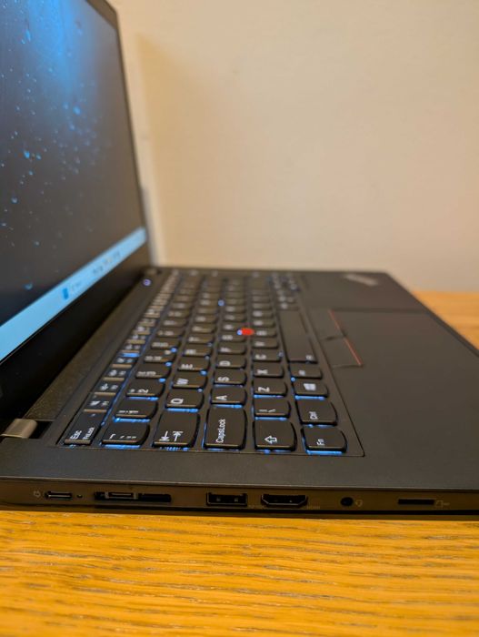 Laptop Lenovo Thinkpad T495 Ryzen 5 3500U 12gb ram 256gb ssd