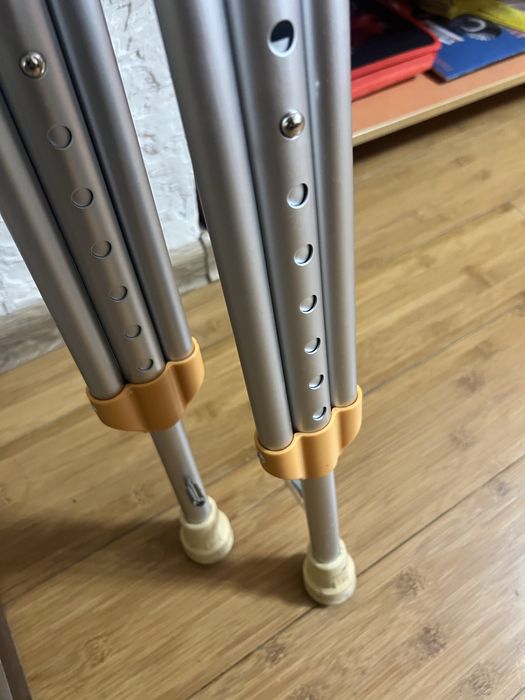 Костыли новые пара