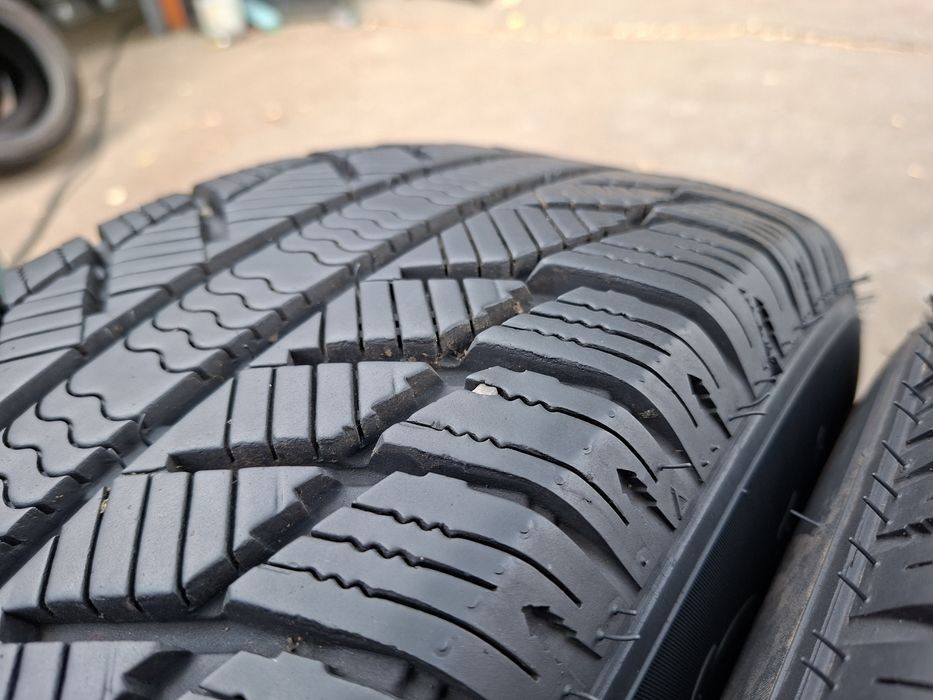 2бр. 225/75/16C Syron Everest
