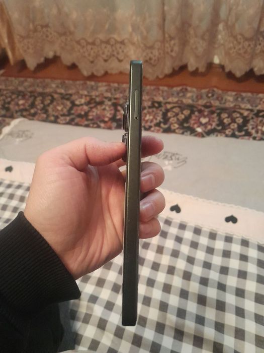 Xiaomi Redmi not 13 pro 4g 12/512  sotiladi