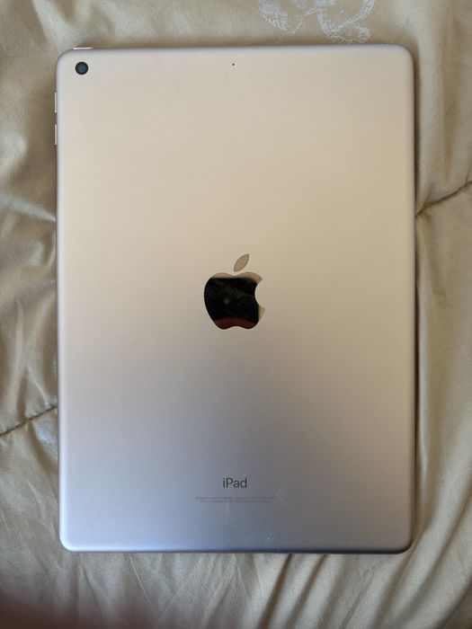 Ipad 5 128gb в хорошем состоянии