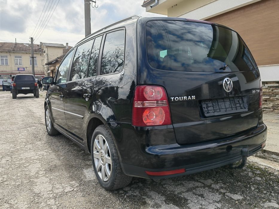 Vw Touran 2.0TDI 140к.с 8 клапановия мотор BMM на части