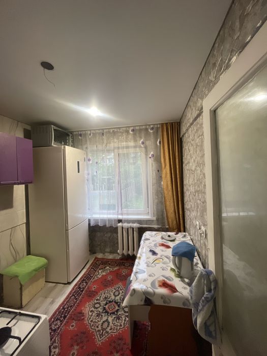 Продам 1,5-ку 12мил