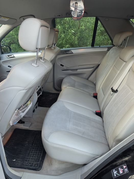 Mercedes Ml 320.