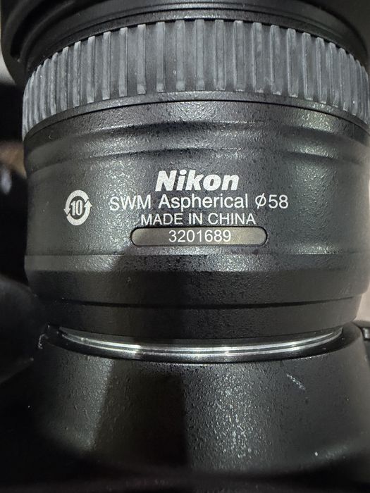 Nikon D3200  с два обектива