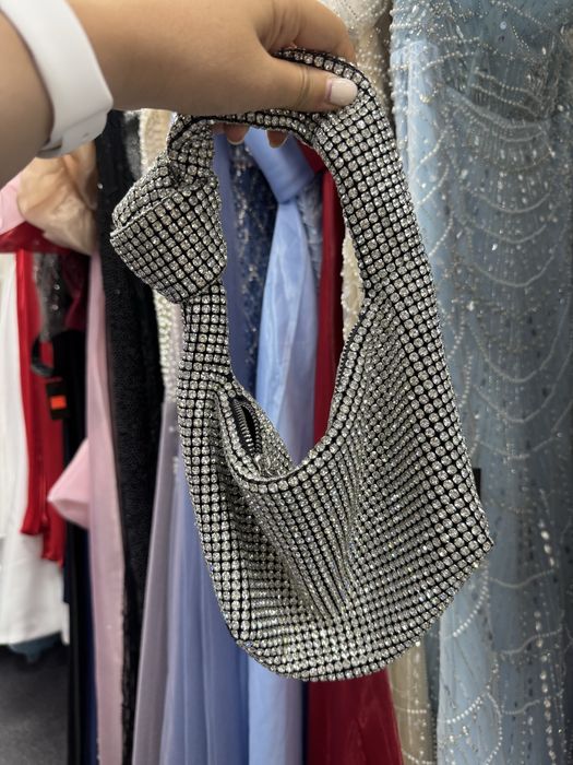 Вечерняя сумка с камнями