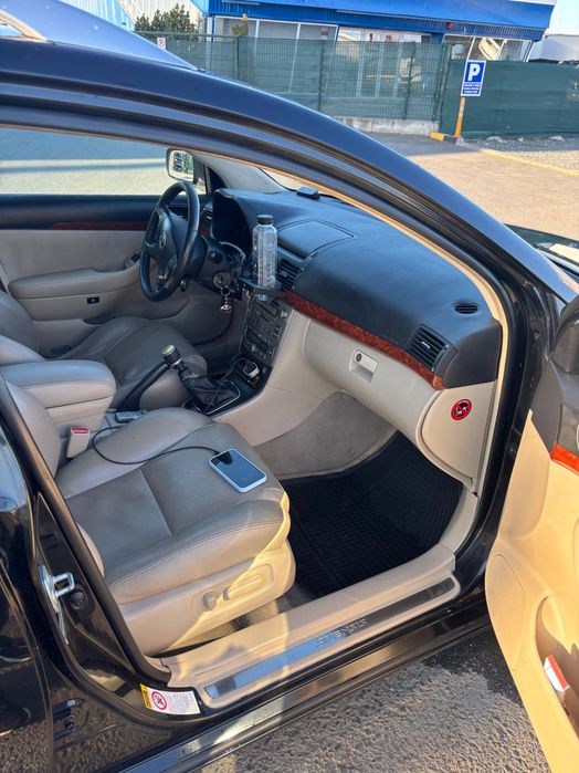 Toyota Avensis T25 2.2 D-CAT 177CP – 2006 – Defecta