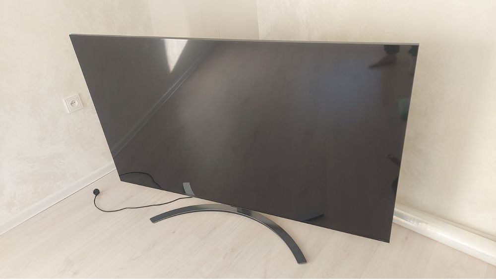 Телевизор LG на продаже