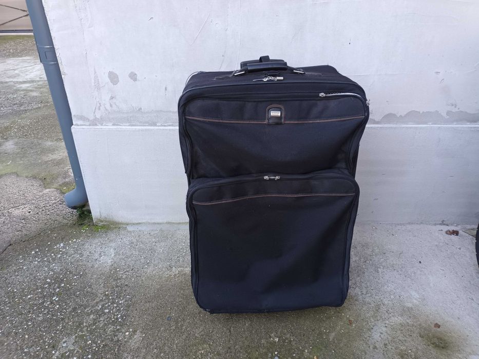 Troler American Tourister 6.3 kg | 80*50*26 cm | expandabil 30%
