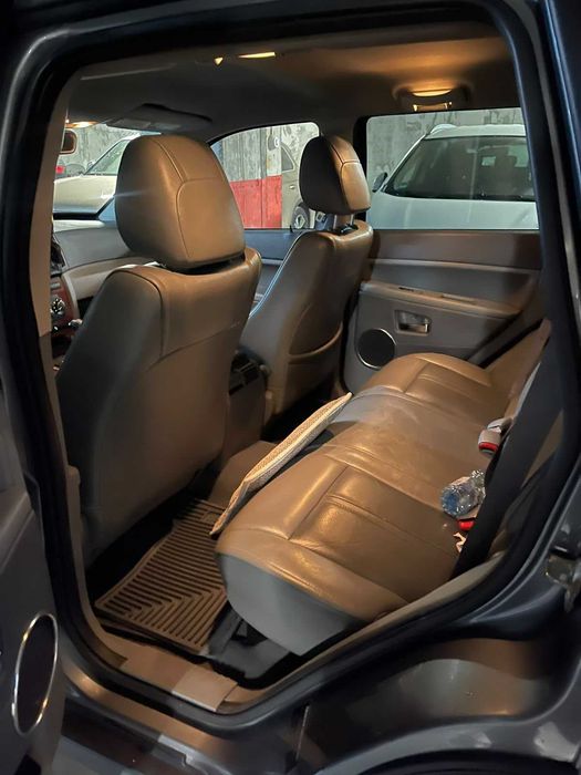 Vand sau schimb JEEP GRAND CHEROKEE 3.0 CRD din anul 2007