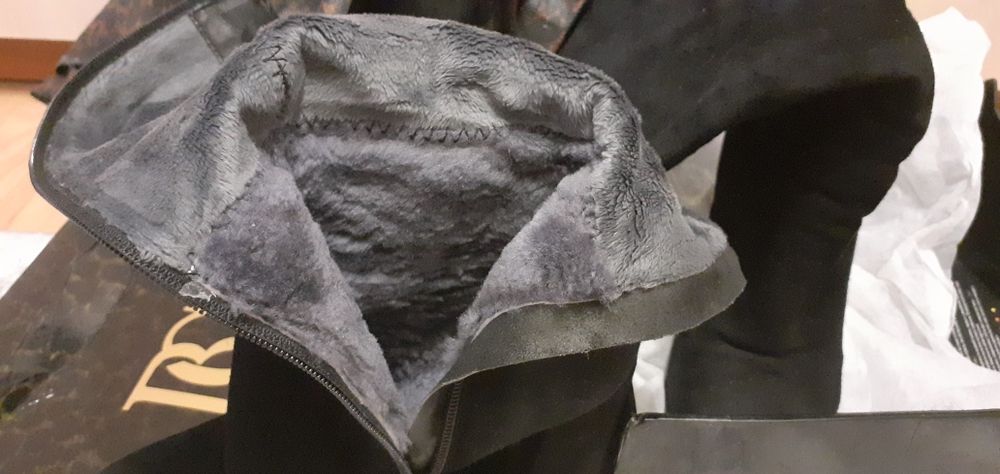 Продам зимние сапоги