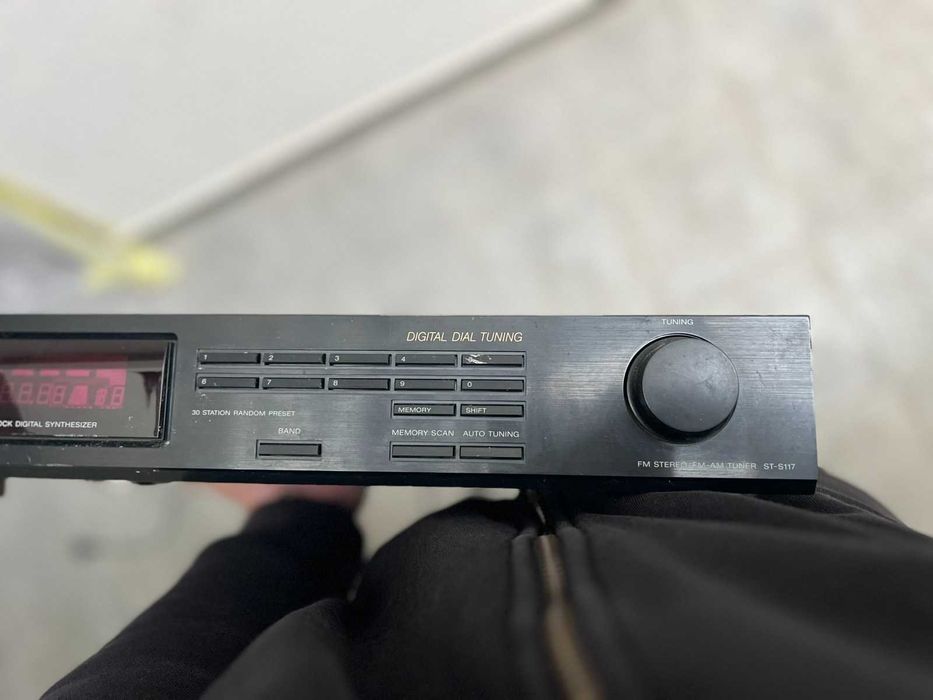 Sony ST-S117 FM Stereo / AM Tuner – винтидж Hi-Fi