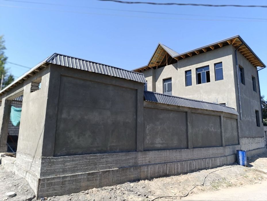 Участка дом продоется Чирчик 500 ка, 2 этаж, 6 ком, 198м2, 3 сотих