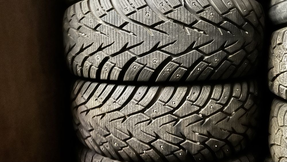 215/55/17  зимняя резина aplus